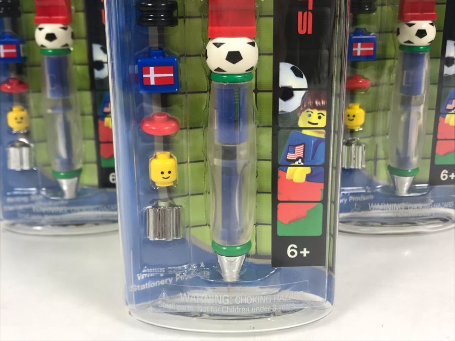 JUST ADDED - Six New LEGO Soccer Girl Pens [Photo 4]