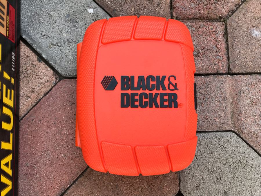 Craftsman 3/8In Drill Driver And Black & Decker Driver Set [Photo 4]