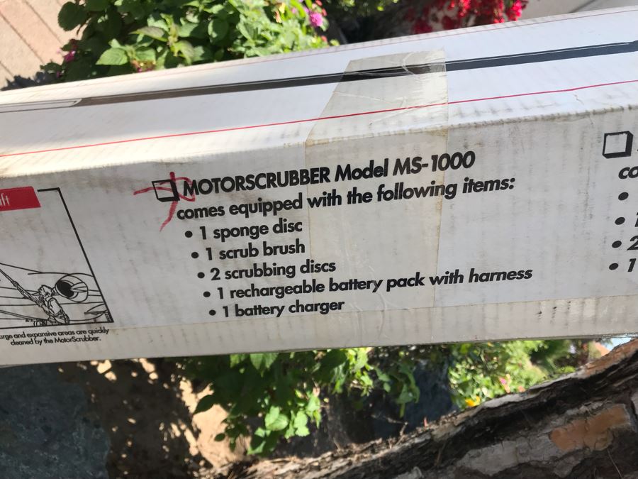 New Motor Scrubber Model MS-1000 [Photo 4]