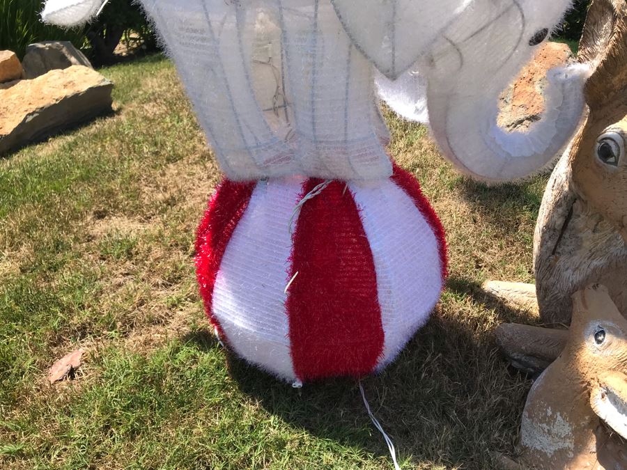 Elephant On Ball Outdoor Lawn Decoration Lighted [Photo 5]