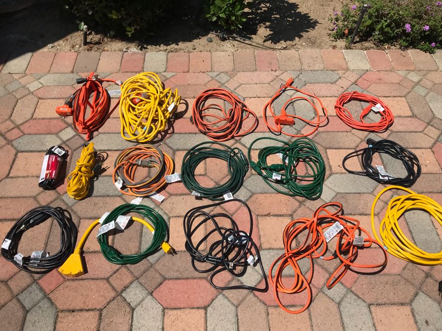 Huge Lot Of Apx 17 Heavy Duty Electrical Extension Cords [Photo 1]