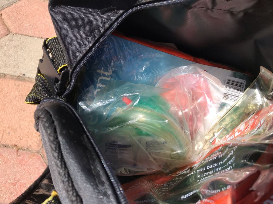 Everest Emergency Backpack Kit With Supplies [Photo 5]