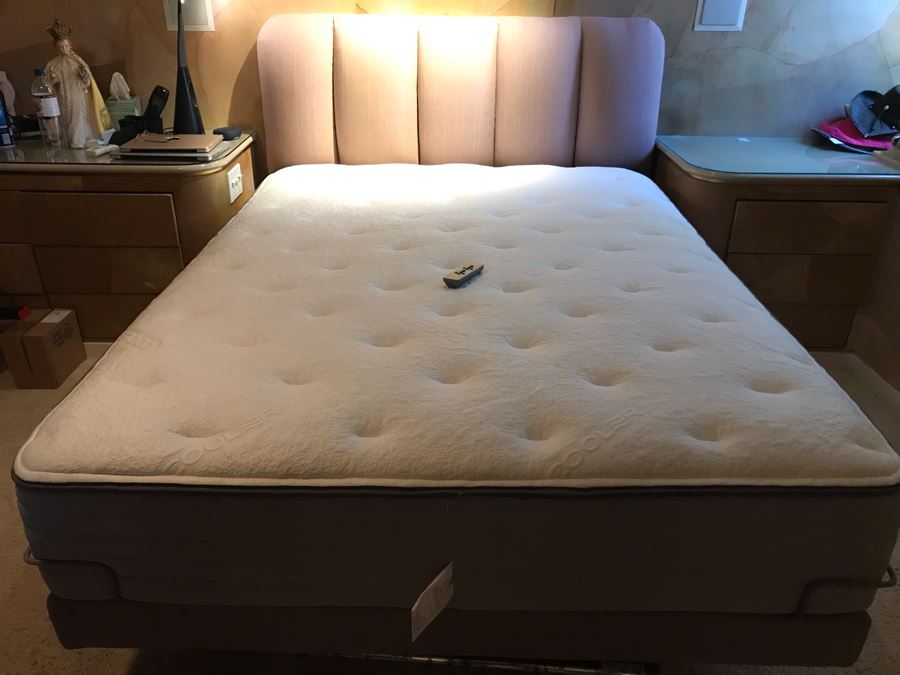Ortho Mattress Queen Size Lansdowne Luxury Firm Adjustable Head And Foot Mattress With Padded Headboard With Remote [Photo 1]