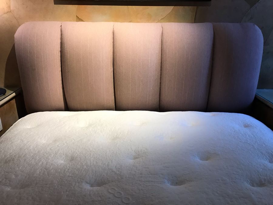 Ortho Mattress Queen Size Lansdowne Luxury Firm Adjustable Head And Foot Mattress With Padded Headboard With Remote [Photo 10]