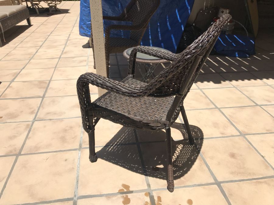 Pair Of Outdoor Armchairs With Small Side Table Patio Furniture [Photo 2]