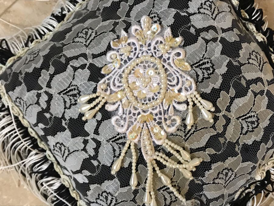 fancy-pillow