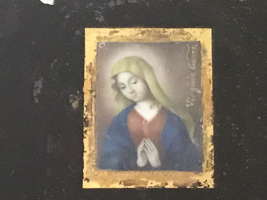 Antique 1745 Reverse Painted Glass Virgin Mary Portrait Signed Virginia Guerr Frame Measures 11.5 X 13 [Photo 5]
