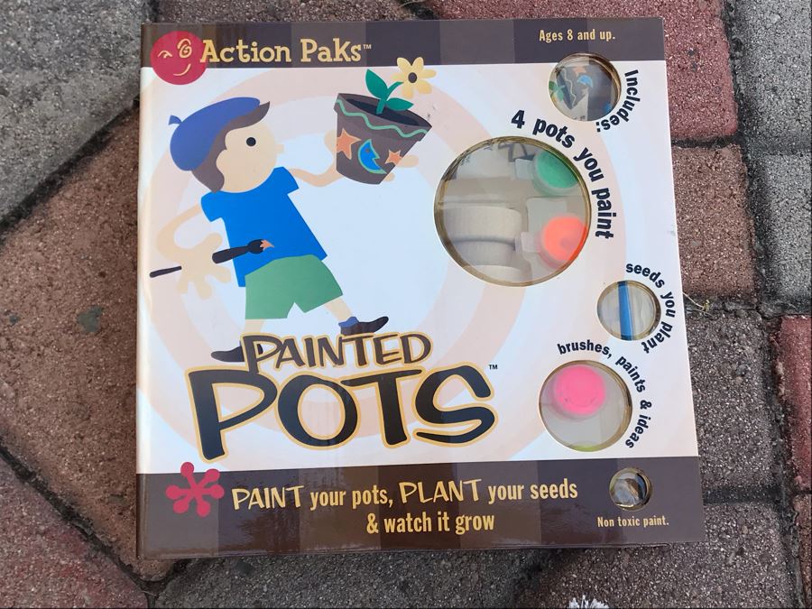 Various New Kid's Toys And Crafts Plus Kids Cooking Book [Photo 4]