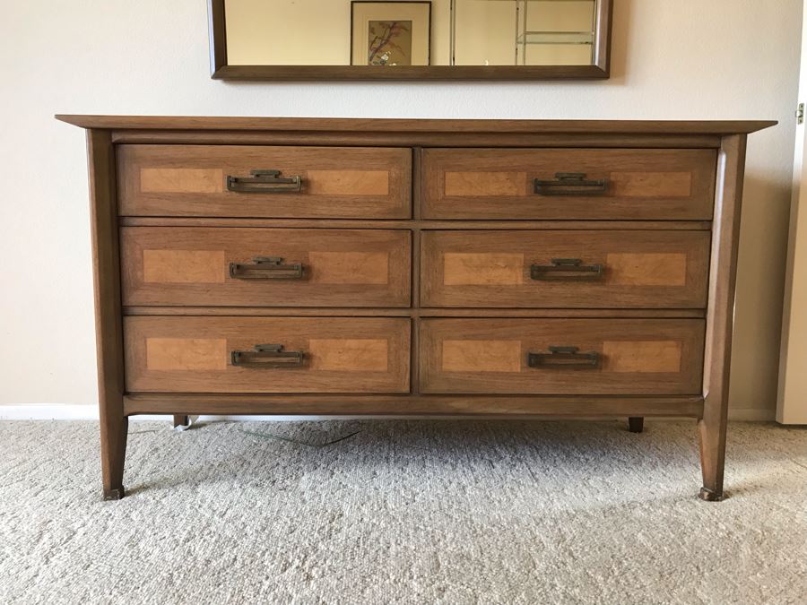 Mid-Century Modern Chinoiserie Chest Of Drawers 6-Drawer Dresser By White Fine Furniture With Matching Wall Mirror [Photo 4]