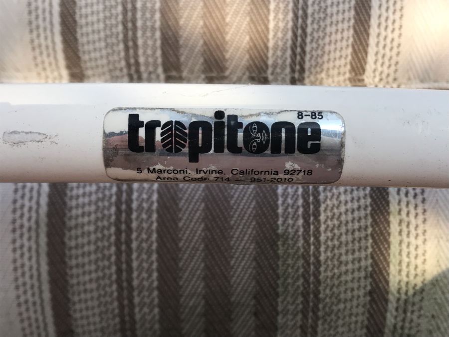 Tropitone Outdoor Aluminum Patio Furniture Round Table With Four Armchairs [Photo 5]