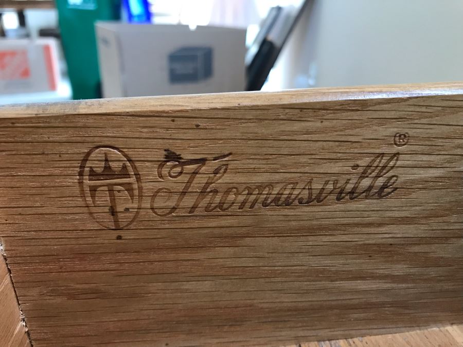 Thomasville Writing Desk With Chair [Photo 7]