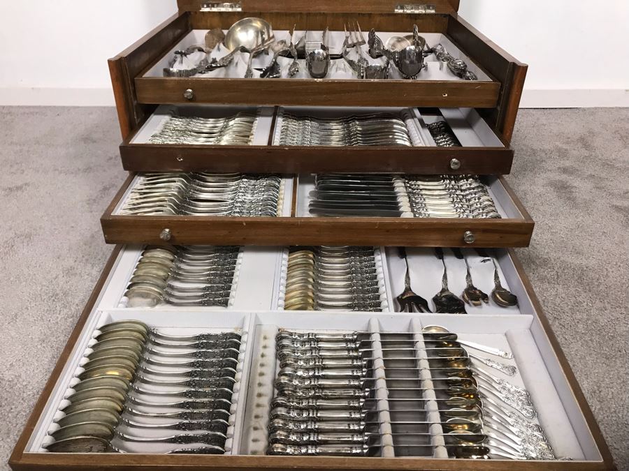 MASSIVE Vintage Italian 800 Silver Flatware Set W/ Serving Pieces Hallmarked 72 PA Palermo Italy A.P.I.S. Silversmith W/ Impressive Olive Wood Silverware Chest With 4 Sliding Drawers (52.6LBS W/ Box - Apx 20Lbs 800 Silver) - See Photos - Has Reserve Price [Photo 4]
