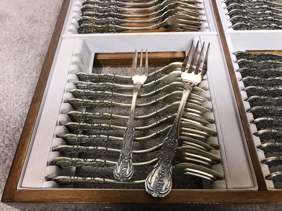 MASSIVE Vintage Italian 800 Silver Flatware Set W/ Serving Pieces Hallmarked 72 PA Palermo Italy A.P.I.S. Silversmith W/ Impressive Olive Wood Silverware Chest With 4 Sliding Drawers (52.6LBS W/ Box - Apx 20Lbs 800 Silver) - See Photos - Has Reserve Price [Photo 43]