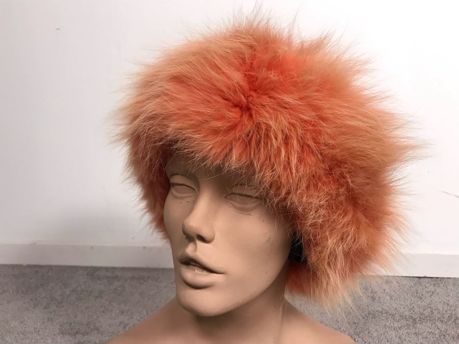 Vintage Dyed Pink Fur Hat [Photo 2]