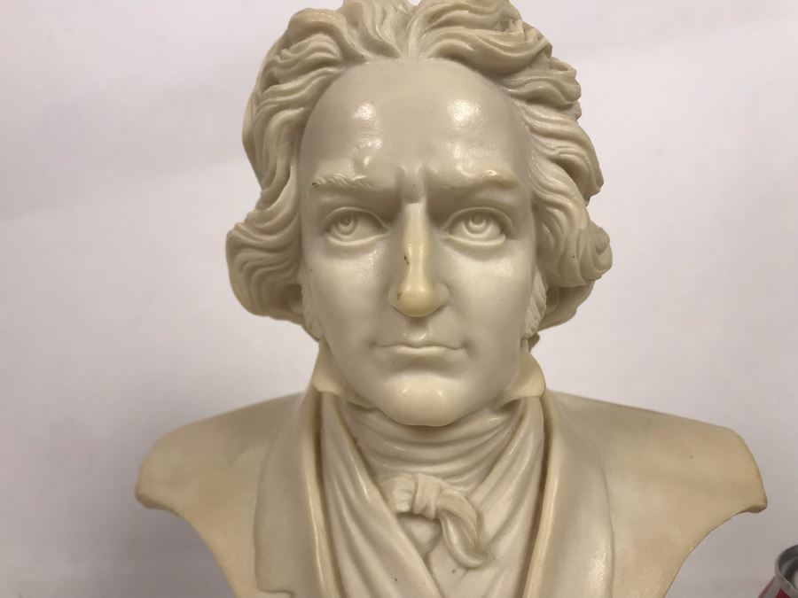 Ludwig Van Beethoven Resin Bust Sculpture Made In Italy 7W X 4D X 11H [Photo 4]