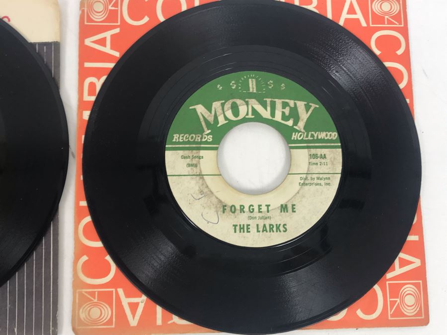 Vintage 45 Records Including The Beatles We Can Work It Out Day Tripper With Jacket, Aretha Franklin Respect, James Brown, Dean And Jean, Donovan, Ramsey Lewis Trio - See Photos [Photo 12]