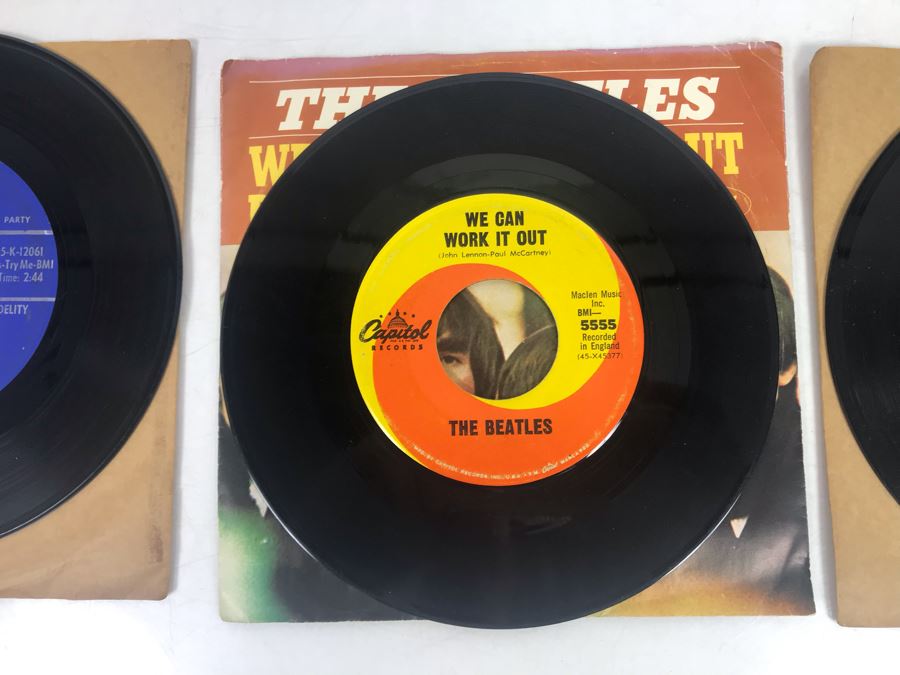 Vintage 45 Records Including The Beatles We Can Work It Out Day Tripper With Jacket, Aretha Franklin Respect, James Brown, Dean And Jean, Donovan, Ramsey Lewis Trio - See Photos [Photo 4]