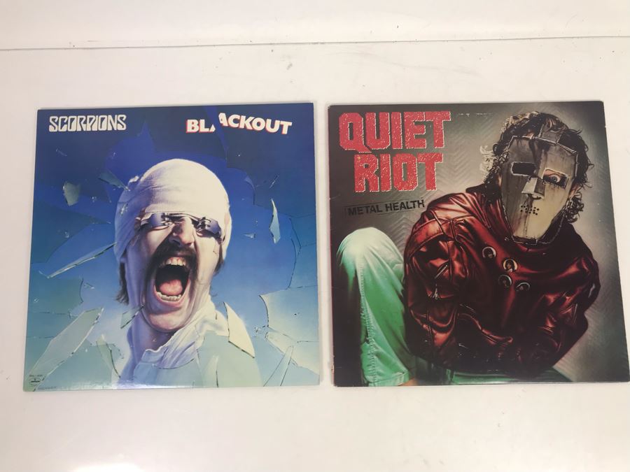 Vinyl Records: Scorpions Blackout And Quiet Riot Mental Health [Photo 1]