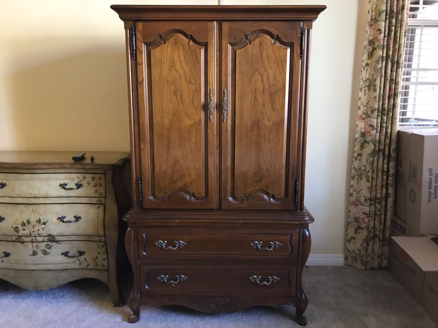 Vintage French Provincial Gentleman's High Boy Dresser By Hickory Manufacturing Co [Photo 4]