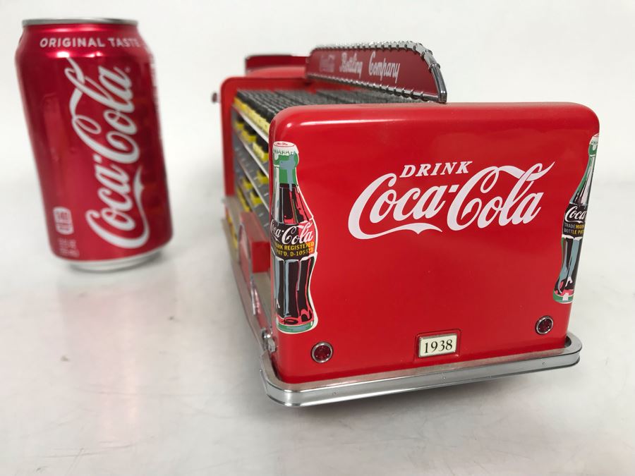 Vintage 1995 Danbury Mint Metal Model Of A 1938 Coca-Cola Delivery ...