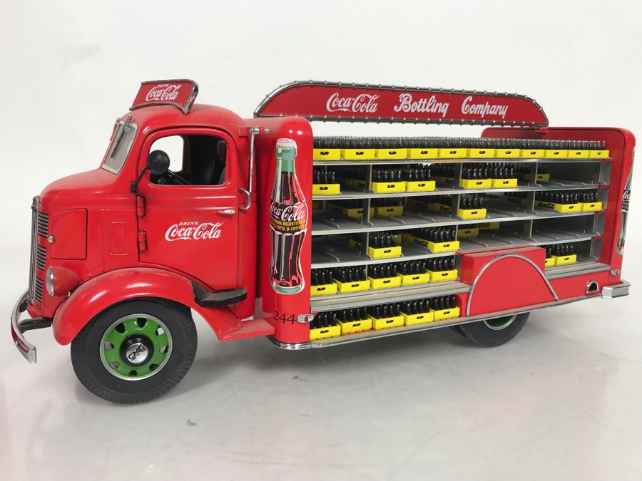 Vintage 1995 Danbury Mint Metal Model Of A 1938 Coca-Cola Delivery Truck 11W X 5H