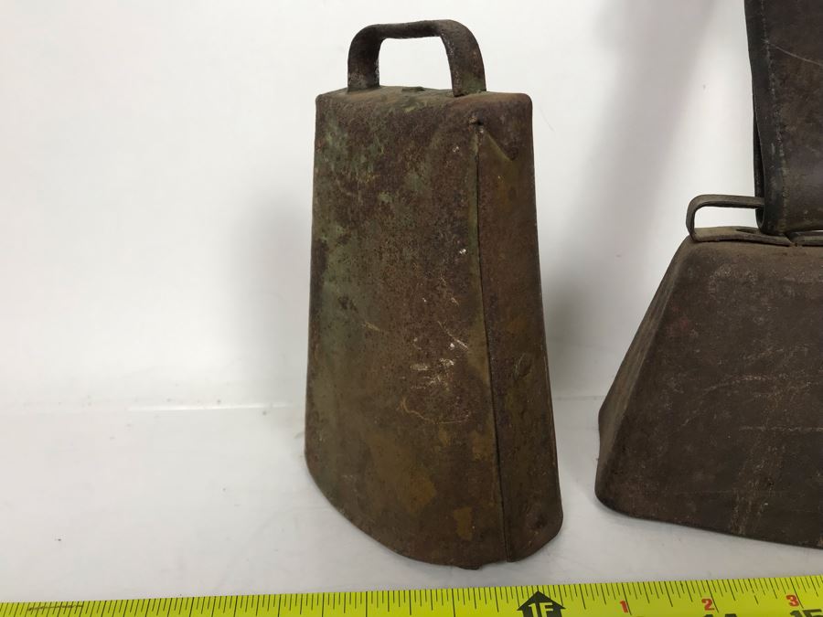 Pair Of Vintage Handmade Metal Cowbells [Photo 5]