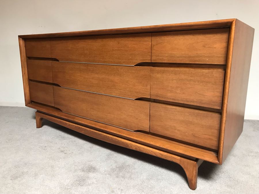 Mid-Century Modern Kent-Coffey Forum Dresser Chest Of Drawers Walnut & Pecan Wood 64W X 19.5D X 31H [Photo 17]