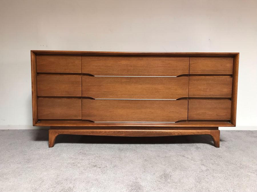 Mid-Century Modern Kent-Coffey Forum Dresser Chest Of Drawers Walnut & Pecan Wood 64W X 19.5D X 31H [Photo 4]