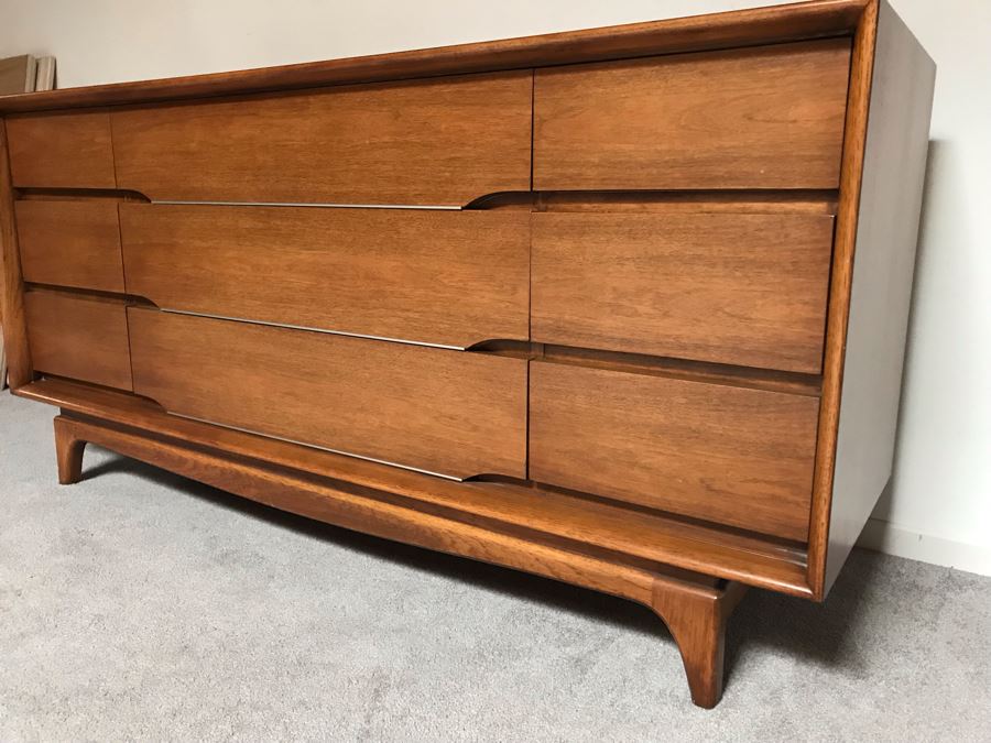 Mid-Century Modern Kent-Coffey Forum Dresser Chest Of Drawers Walnut & Pecan Wood 64W X 19.5D X 31H [Photo 8]