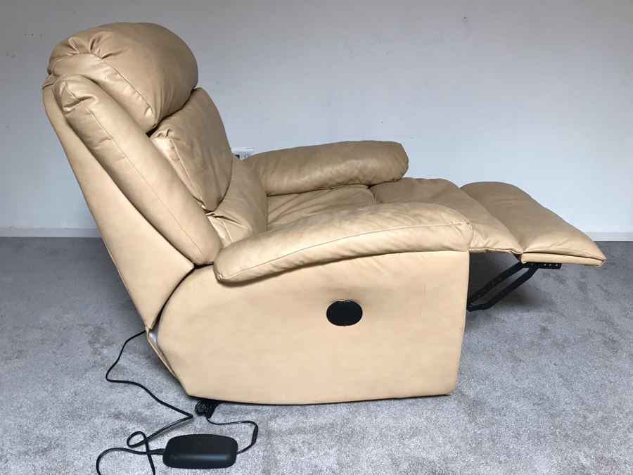 Nice Leather Electric Recliner By KFI Asheboro, NC [Photo 6]
