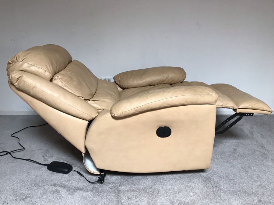 Nice Leather Electric Recliner By KFI Asheboro, NC [Photo 2]