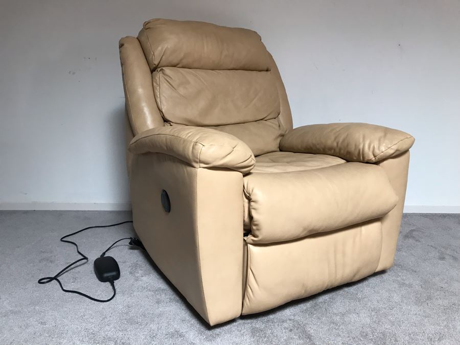 Nice Leather Electric Recliner By KFI Asheboro, NC [Photo 8]