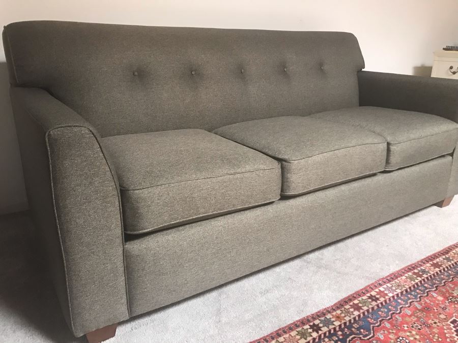 Like New Modern Gray Tufted Sofa Couch By La-Z-Boy Furniture 3-Seat 80W X 37D X 36.5H [Photo 11]