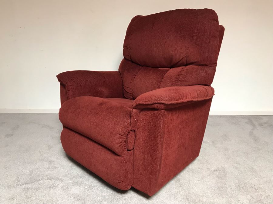 Like New La-Z-Boy Recliner [Photo 3]