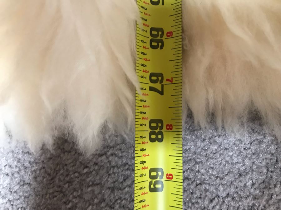 Large Geometric Pattern Sewn Sheepskin Area Rug - Note See Photos For Two Sections That Need Sewing Repair 68 X 51 [Photo 15]