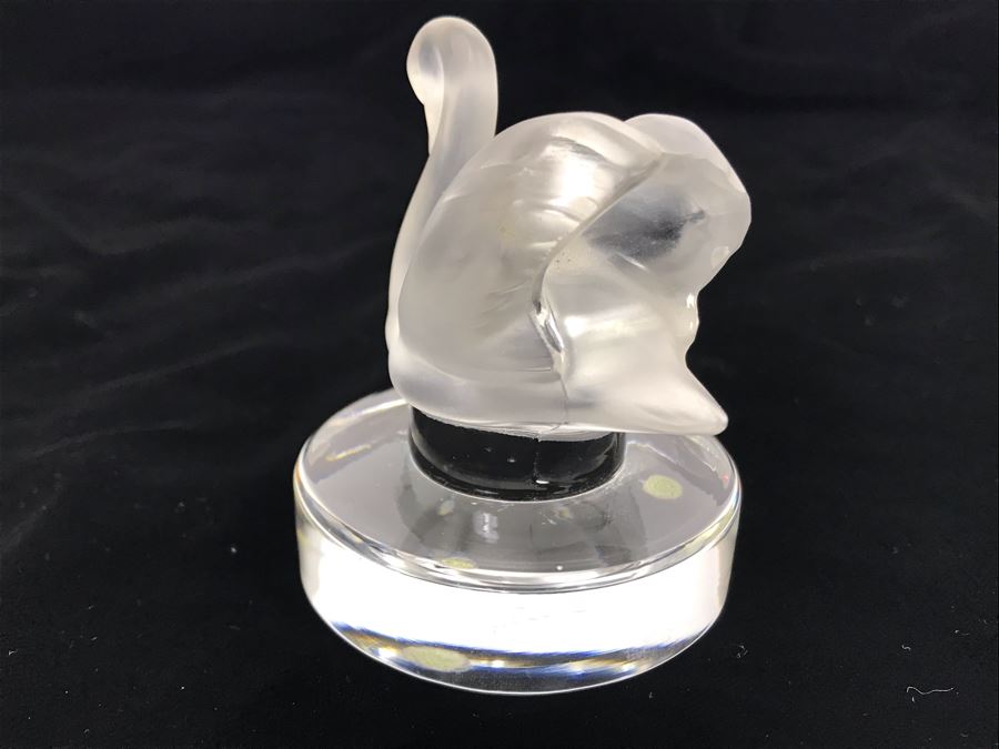 Signed Lalique France Crystal Swan Paperweight [Photo 3]