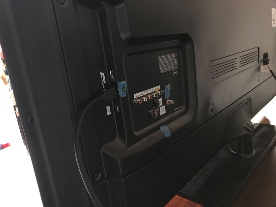 Samsung UN55EH6000F 55' 1080p LED-LCD HDTV With Remote [Photo 6]