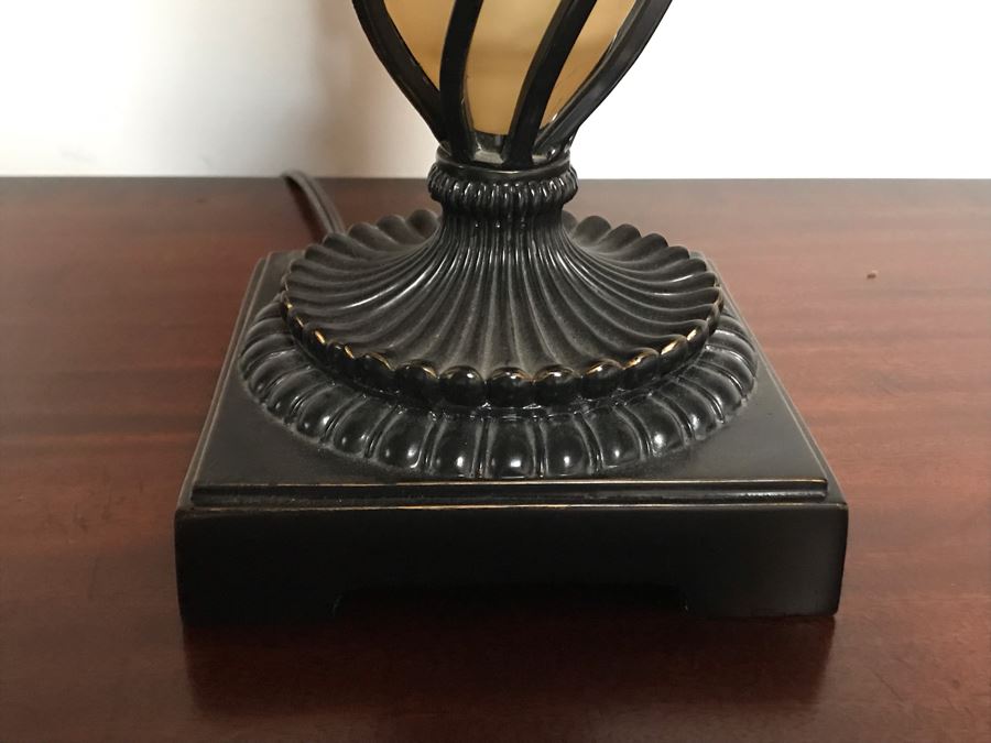 Metal Table Lamp With Internal Light 27H [Photo 8]