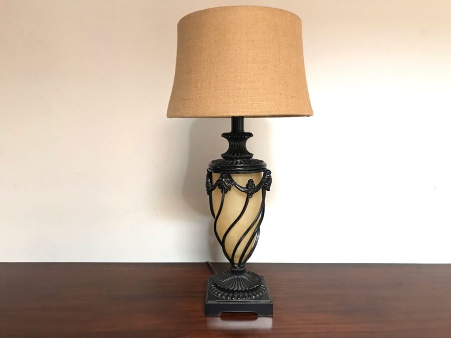 Metal Table Lamp With Internal Light 27H [Photo 5]
