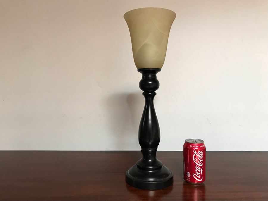 Metal Table Lamp With Glass Shade 19.5H