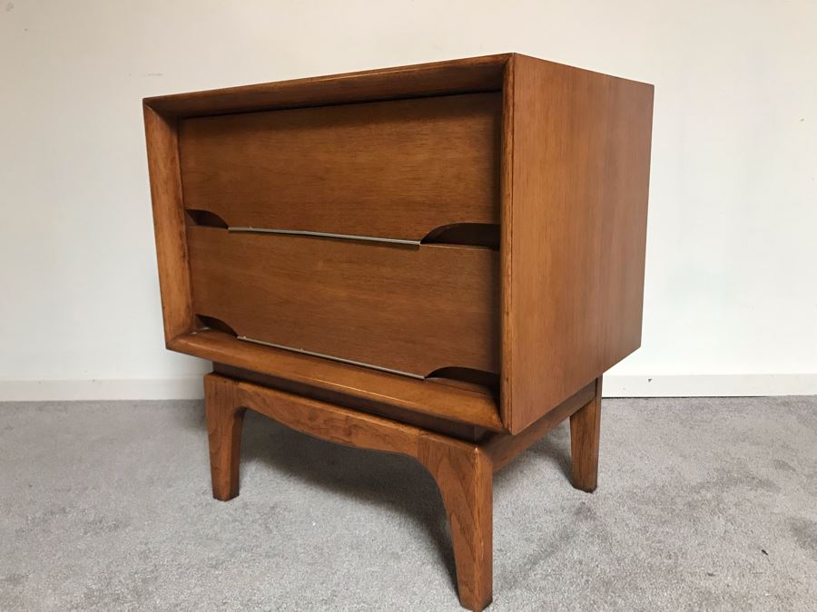 Mid-Century Modern Kent-Coffey Forum Nightstand Walnut & Pecan Wood 23W X 16D X 24H [Photo 3]