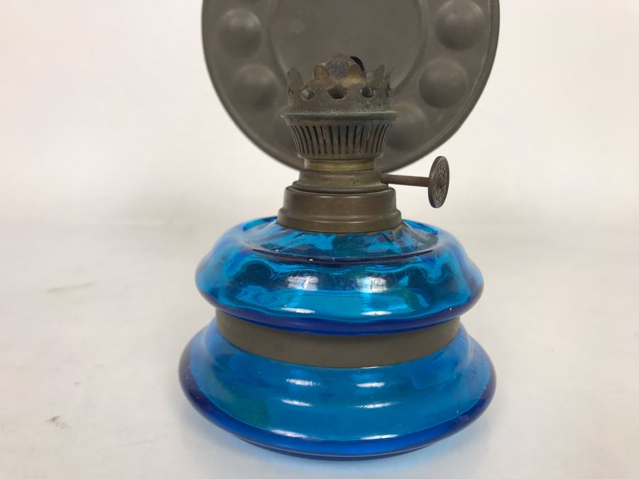 Vintage Glass And Brass Wall Sconce Kerosene Lamp 3.5W X 7H [Photo 3]