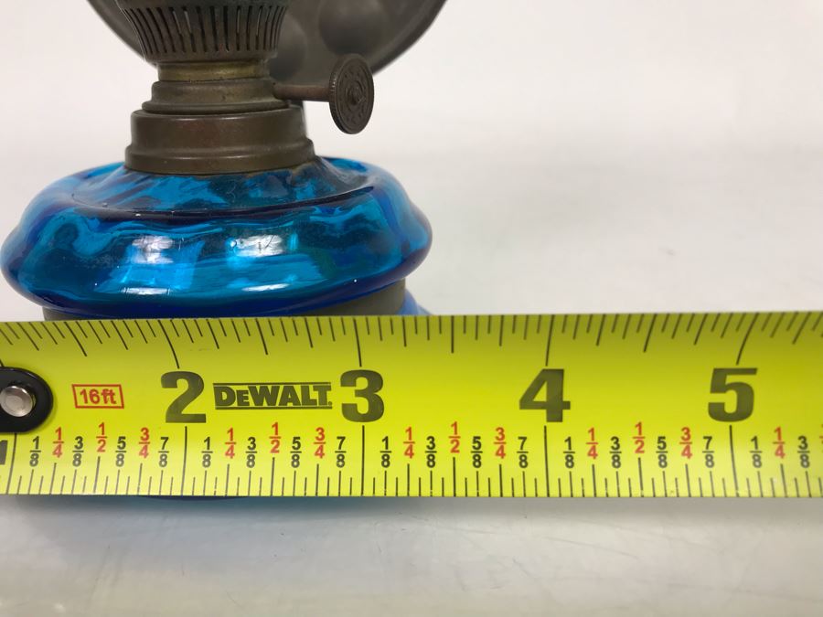 Vintage Glass And Brass Wall Sconce Kerosene Lamp 3.5W X 7H [Photo 7]