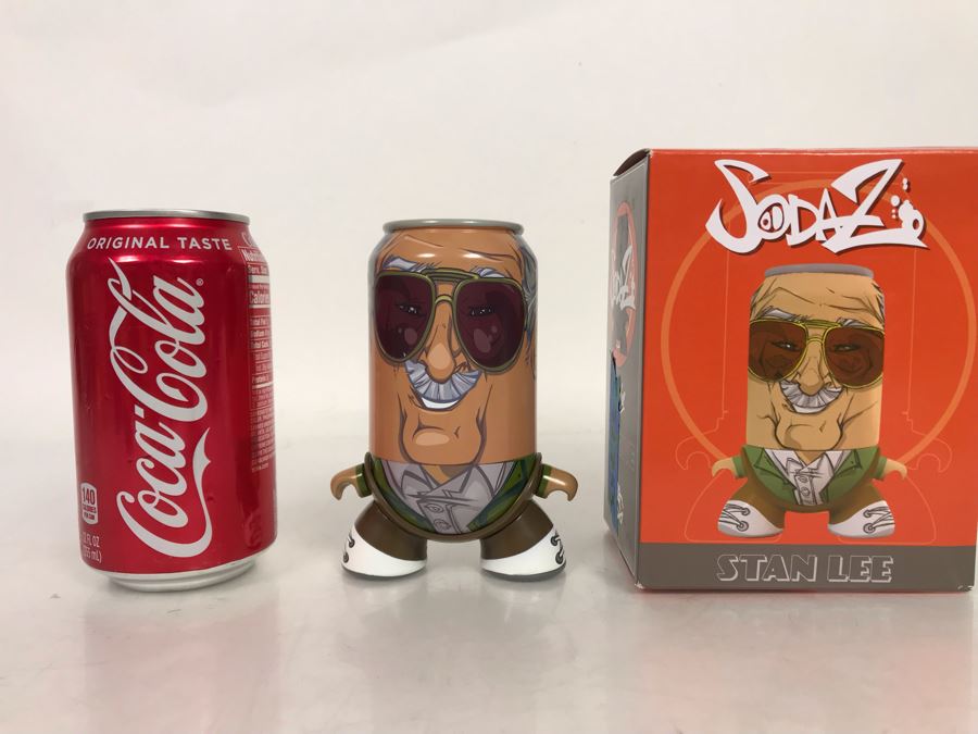 New Collectible Stan Lee Sodaz Vinyl Can Figurine With Box Art By Francisco Herrera Box [Photo 1]