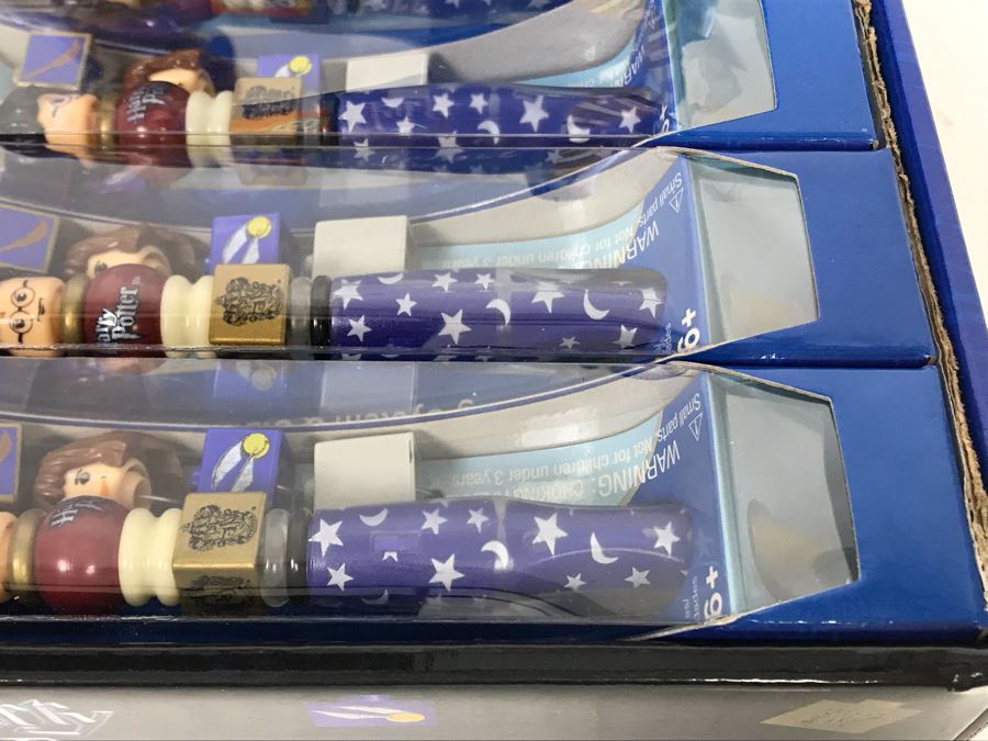 Twelve LEGO Harry Potter Collectible Pens With Harry Potter Store Display Merchandiser [Photo 5]