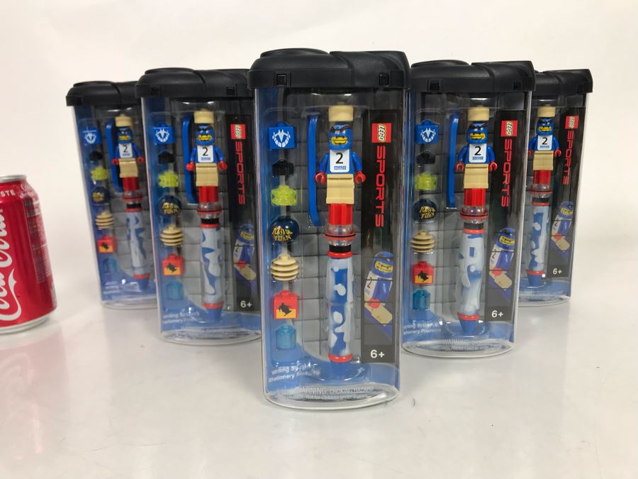 Six New LEGO Snowboarder Boy Pens [Photo 2]