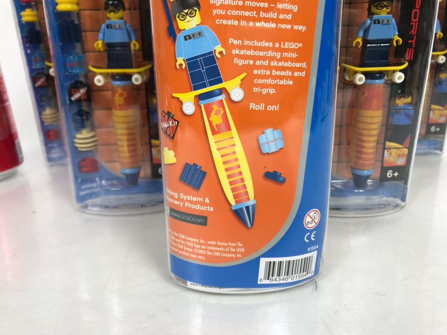 Six New LEGO Skateboarder Girl Pens [Photo 7]