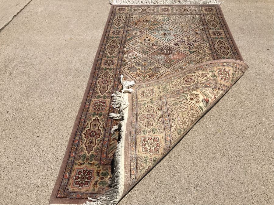 Vintage Handmade Persian Area Rug 2'5' X 4'9' Apx. 250 knots / sq. in. [Photo 2]