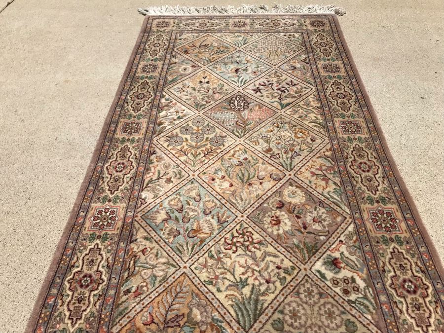 Vintage Handmade Persian Area Rug 2'5' X 4'9' Apx. 250 knots / sq. in. [Photo 7]