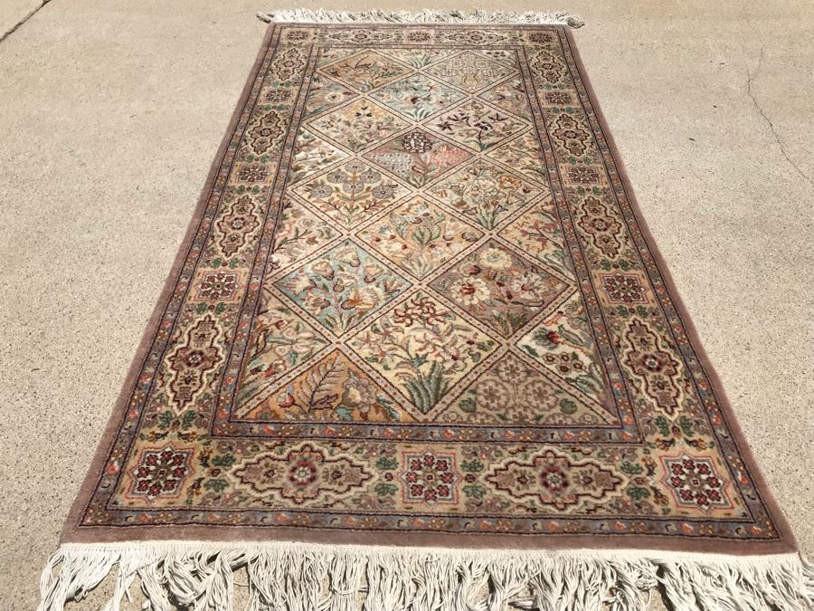 Vintage Handmade Persian Area Rug 2'5' X 4'9' Apx. 250 knots / sq. in. [Photo 5]